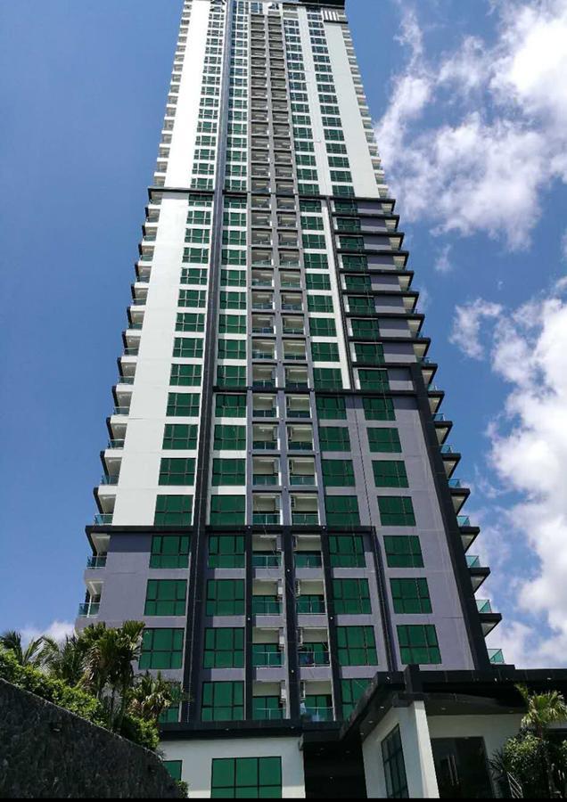 Dusit Grand Condo View Jomtien Beach Exterior photo