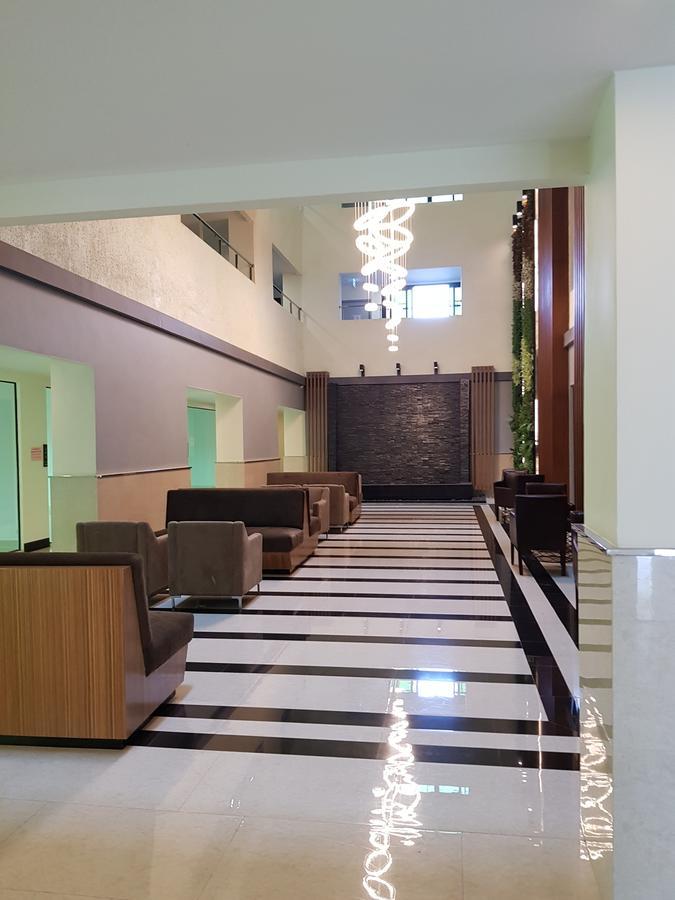 Dusit Grand Condo View Jomtien Beach Exterior photo